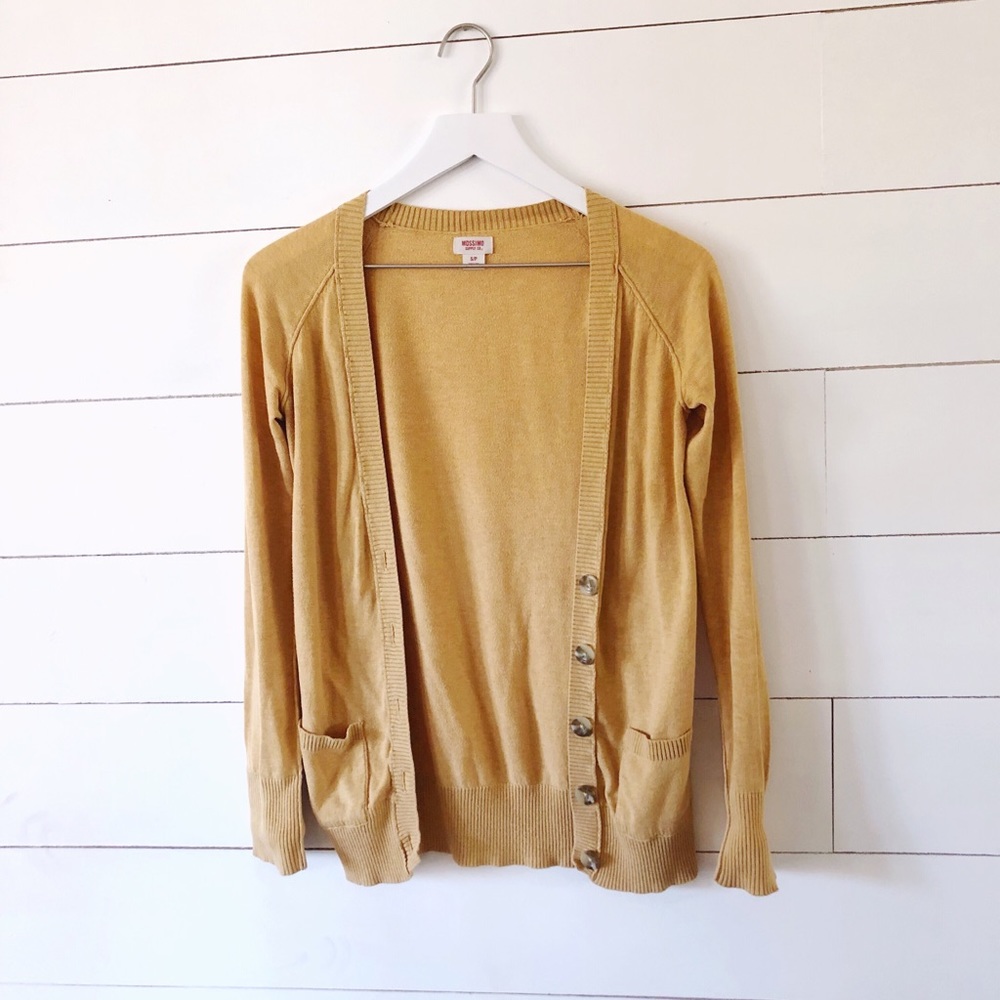 Mustard yellow cozy cardigan
